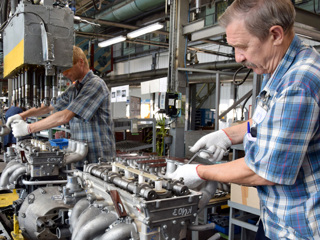 Возобновлено производство восьмицилиндровых двигателей ЗМЗ