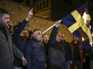Швеция сама себя отодвигает от НАТО