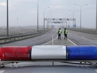 Смертельное ДТП остановило движение по Крымскому мосту