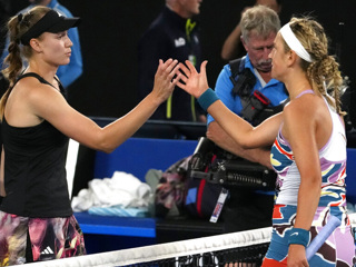 Рыбакина обыграла Азаренко в полуфинале Australian Open