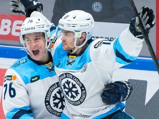 Хоккеисты "Сибири" возглавили Восточную конференцию КХЛ
