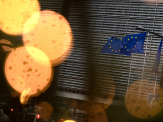 Против трех российских бизнесменов не продлят евросанкции