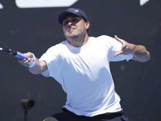 Карацев вылетел с турнира серии ATP 250  в первом круге