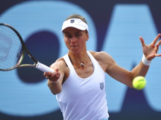 Самсонова вышла в 1/4 финала турнира WTA-500