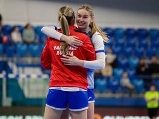 Российские гандболистки победно стартовали на Кубке дружбы