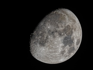 10 любопытных фактов о Луне