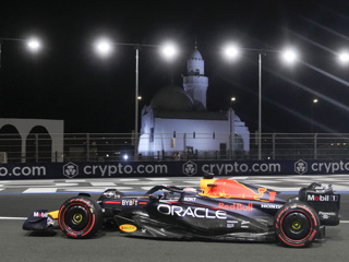 Ферстаппен стал лучшим во второй практике Гран-при Саудовской Аравии