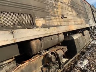 Магистральный тепловоз загорелся в локомотивном депо