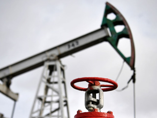 Нефтегазовые доходы России в марте выросли на треть