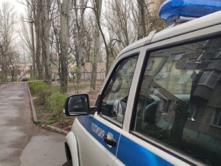 Под полицейским УАЗом в Запорожье обнаружили взрывчатку