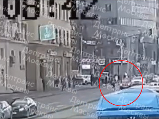 Пешеход попал под машину на северо-востоке Москвы