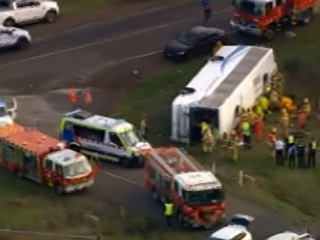 В Австралии в результате крушения автобуса погибли 10 человек, еще 11 пострадали