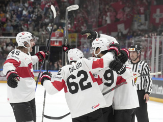Швейцария нанесла первое поражение Канаде на чемпионате мира-2023