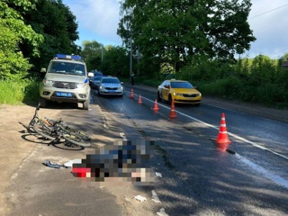 Подросток на велосипеде погиб в аварии на севере Москвы