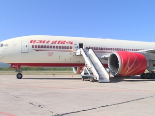 Пассажиры авиакомпании Air India улетели из Магадана