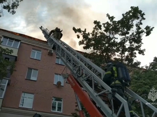 Огонь на месте пожара в казанской пятиэтажке потушен