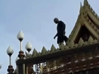 Россиянин погиб в результате падения с храма в Таиланде