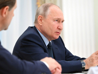 Владимир Путин поздравил спортсменов и физкультурников страны