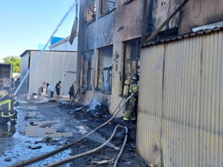 Крупный пожар в Пятигорске ликвидирован