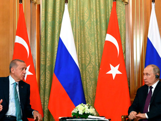 Лидеры России и Турции общались три часа