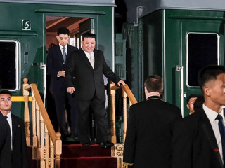 С чего начался визит северо-корейского лидера в Россию