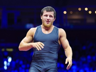 Первое для России: борец Усманов выиграл золото чемпионата мира