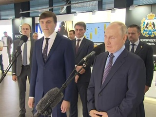 Путин принял участие в открытии Технопарка профессионального образования