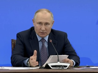 Путин проводит заседание президиума Госсовета