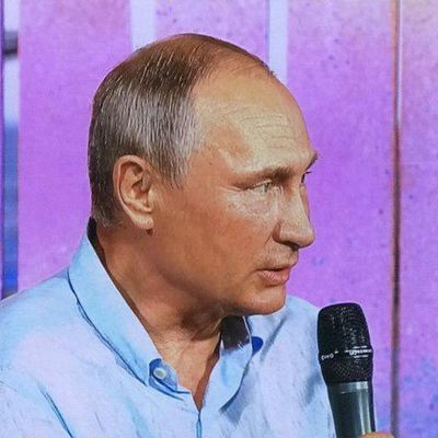 Путин: консолидация общества, уверенность в своих силах – определяющие условия успеха страны Путин: консолидация общества, уверенность в своих силах – определяющие условия успеха страны