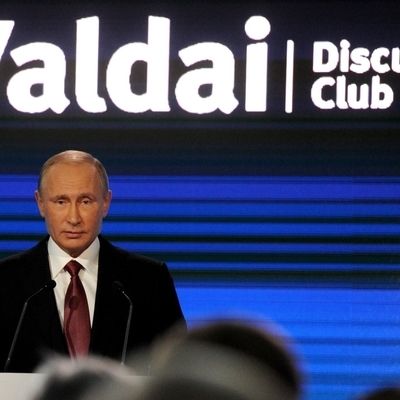 Путин: Киев не сделал ни одного шага в сторону исполнения минских соглашений Путин: Киев не сделал ни одного шага в сторону исполнения минских соглашений