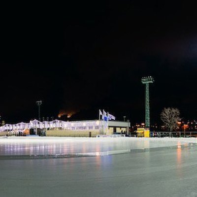 В Москве откроется около 1,500 катков с естественным льдом В Москве откроется около 1,500 катков с естественным льдом
