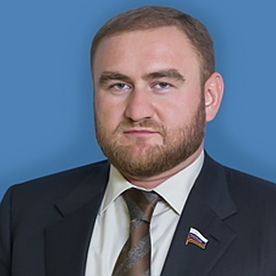 Суд продлил арест сенатору Рауфу Арашукову ещё на три месяца Суд продлил арест сенатору Рауфу Арашукову ещё на три месяца