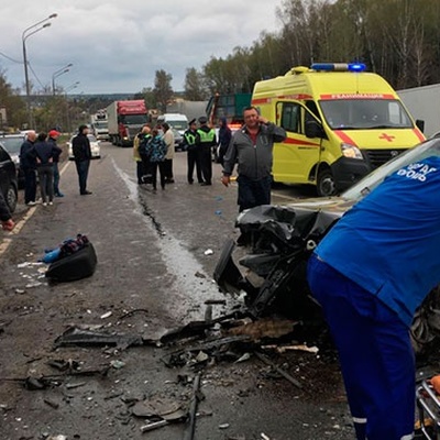 В Челябинской области столкнулись битумовоз и грузовик В Челябинской области столкнулись битумовоз и грузовик