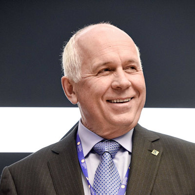 Чемезов заявил, что ОАК потребуется докапитализация в более чем 300 млрд рублей Чемезов заявил, что ОАК потребуется докапитализация в более чем 300 млрд рублей