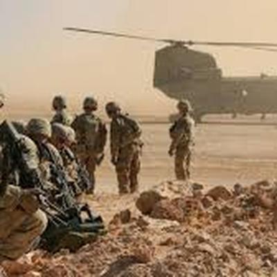Коалиция во главе с США выводит войска с севера Сирии, они уже покинули Манбидж Коалиция во главе с США выводит войска с севера Сирии, они уже покинули Манбидж