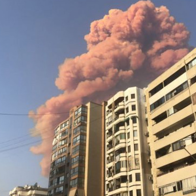 В районе морского порта Бейрута рядом с базой ВМС Ливана произошёл взрыв В районе морского порта Бейрута рядом с базой ВМС Ливана произошёл взрыв