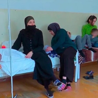 В Буйнакске с признаками отравления ко врачам обратились уже 303 человека В Буйнакске с признаками отравления ко врачам обратились уже 303 человека