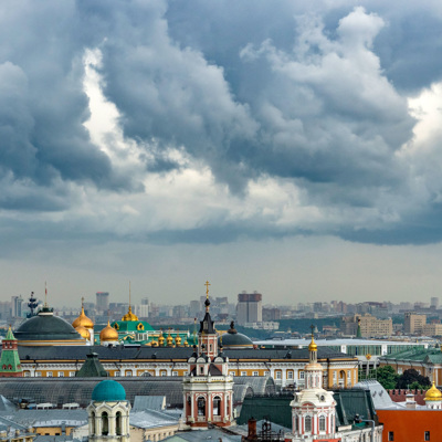 Гроза и град ожидаются в Москве в ближайшие часы Гроза и град ожидаются в Москве в ближайшие часы