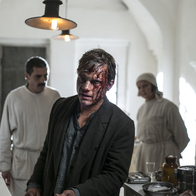 Кадр из сериала "Обитель"