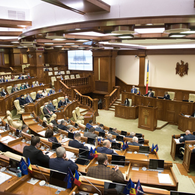 Парламент Молдавии погасит текущую задолженности перед Газпромом