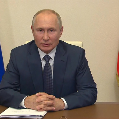 Путин поздравил личный состав и ветеранов ВДВ с днем Воздушно-десантных войск Путин поздравил личный состав и ветеранов ВДВ с днем Воздушно-десантных войск