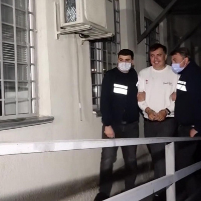 В Киеве потребовали освободить Саакашвили