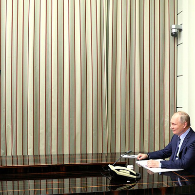 Путин предложил Байдену отменить ограничения работы диппредставительств