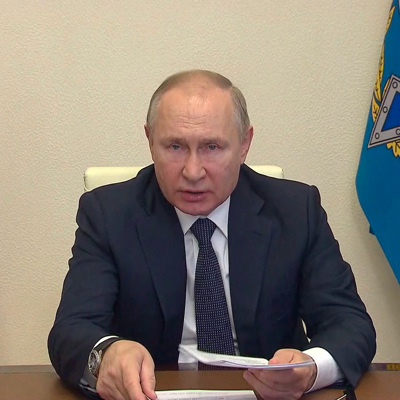 Путин поручил доработать законопроект о ковид-сертификатах