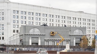 Фасад кинотеатра «Художественный» открыли после реставрации