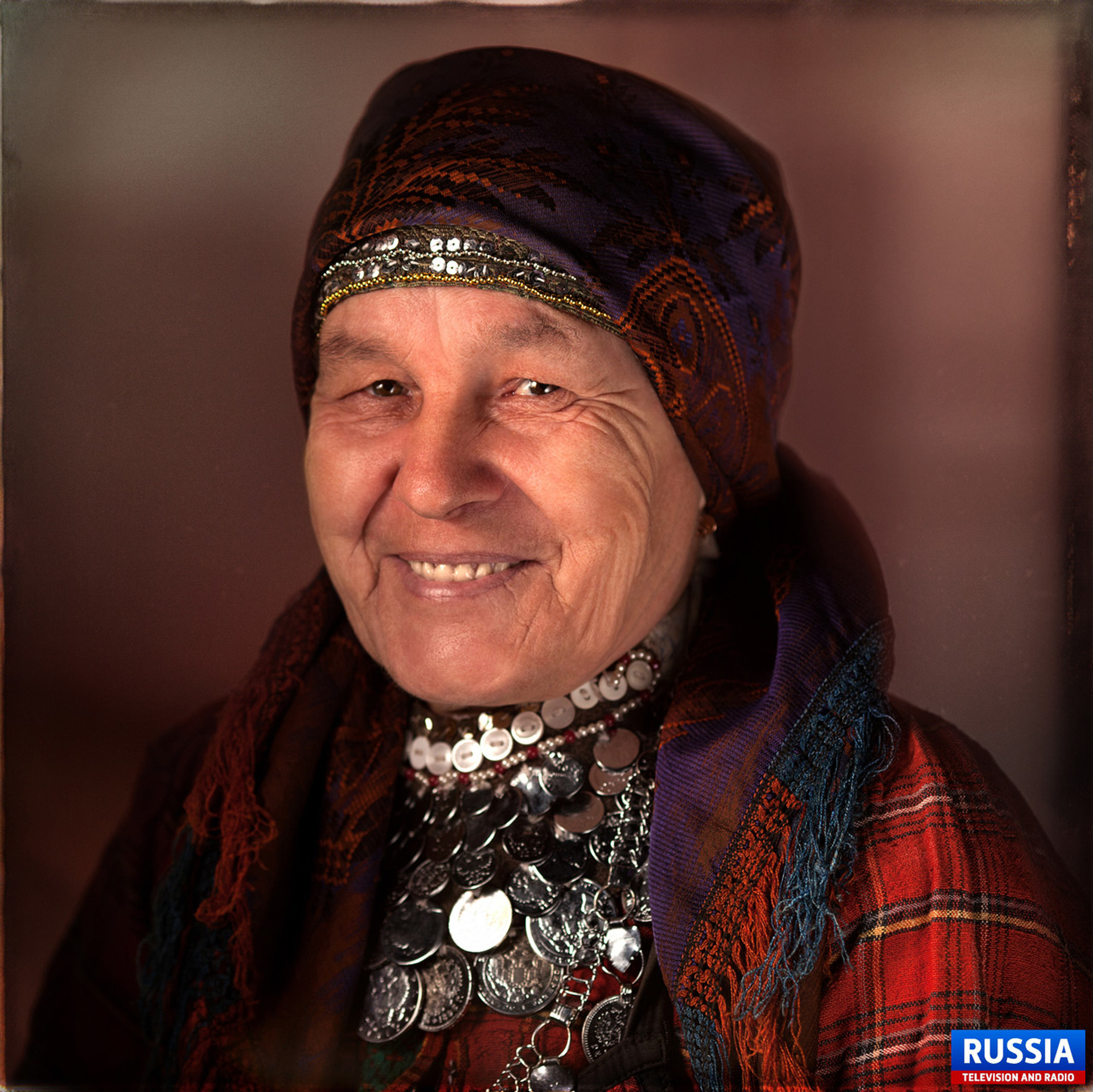 Русская бабушка соло
