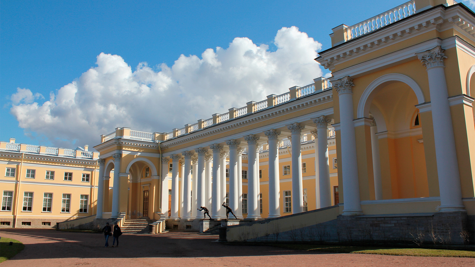 александровский дворец москва