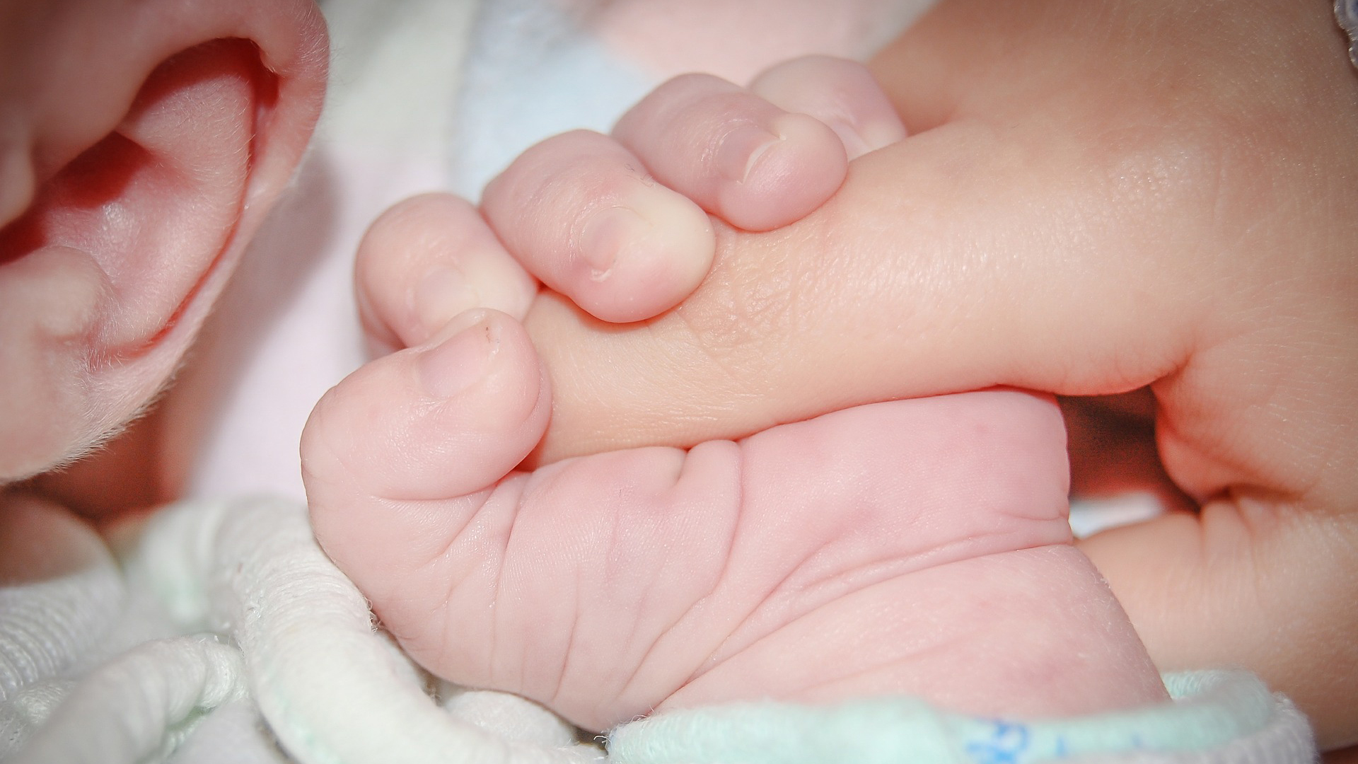 медиальные пятна новорожденных фото