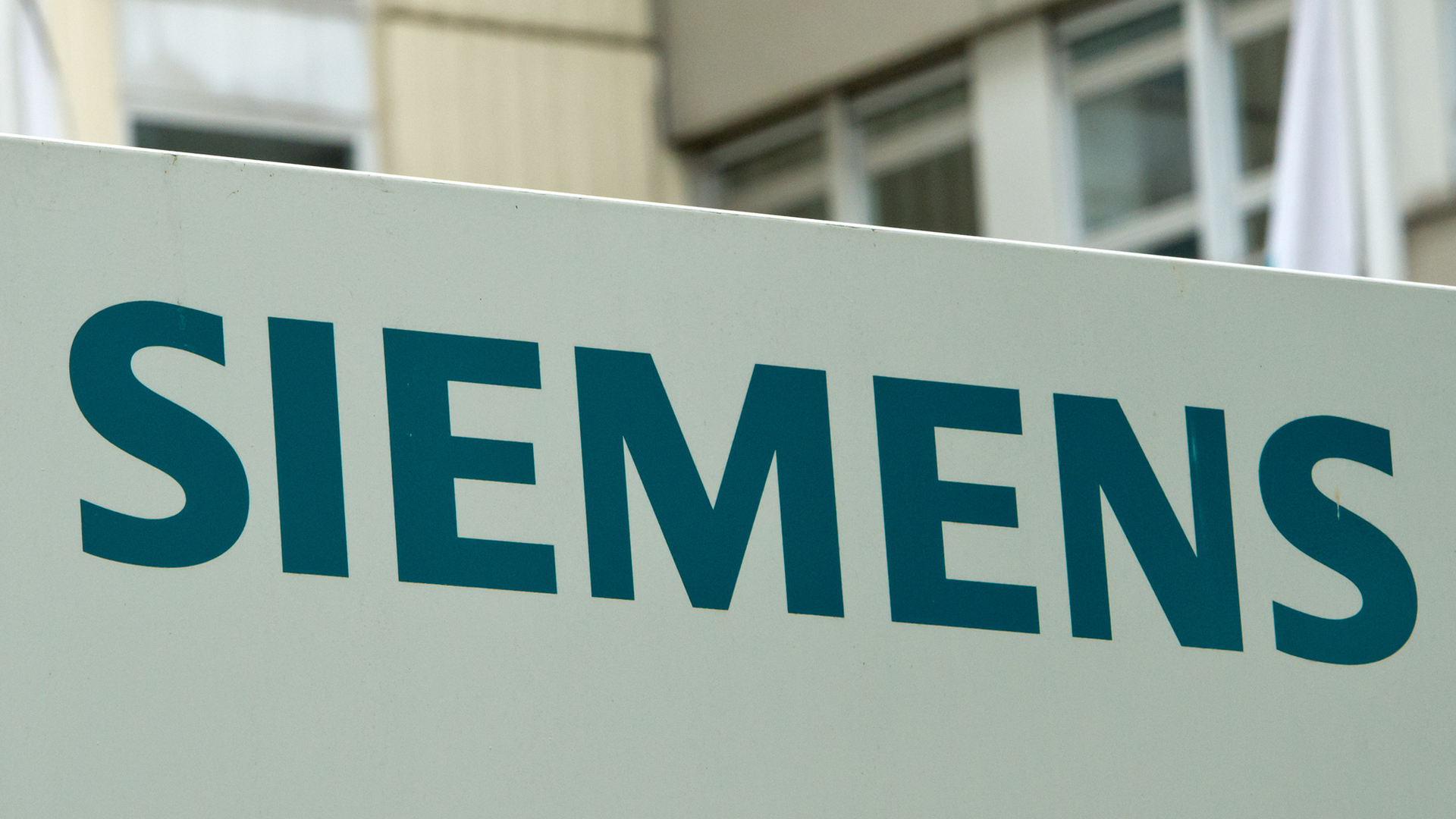 Siemens germany. Концерны Германии Сименс. Siemens фирма. Siemens немецкая компания. Сименс компания Москва.