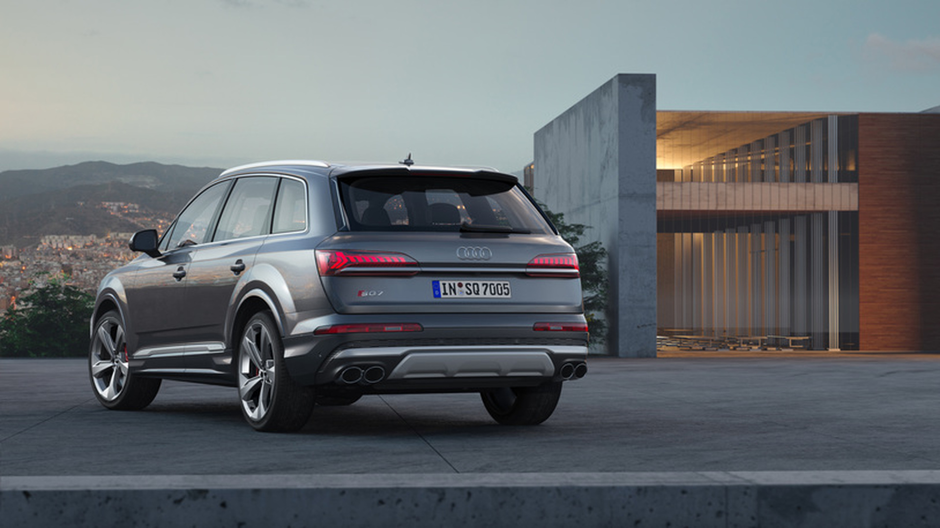 Audi sq7 фото